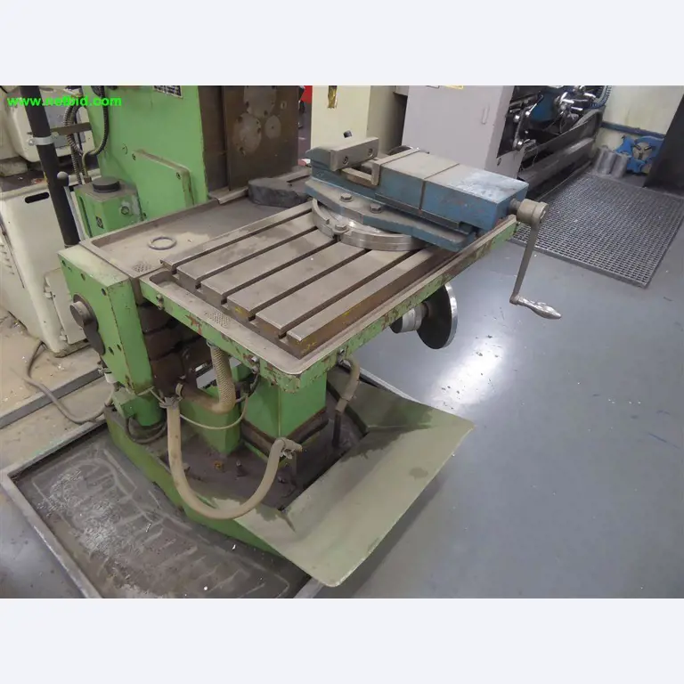 Máquinas e sistemas para o trabalho de metais e tecnologia de superfícies<br>-4