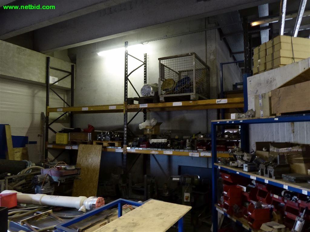 
Máquinas e sistemas para o trabalho de metais e tecnologia de superfícies<br>-2