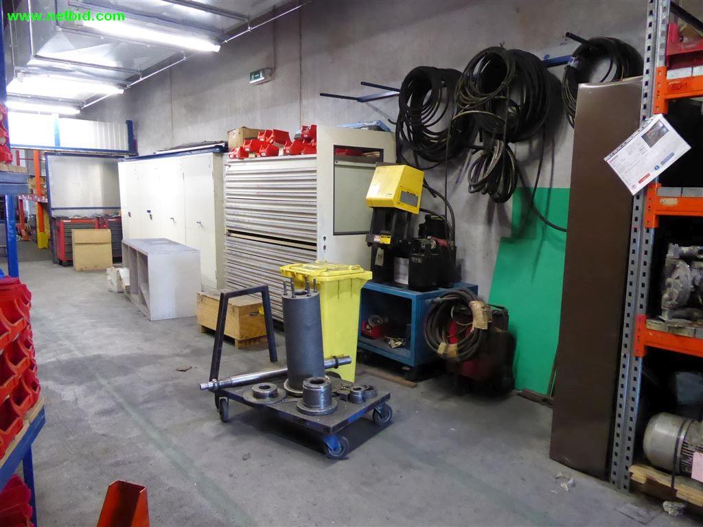 
Máquinas e sistemas para o trabalho de metais e tecnologia de superfícies<br>-6