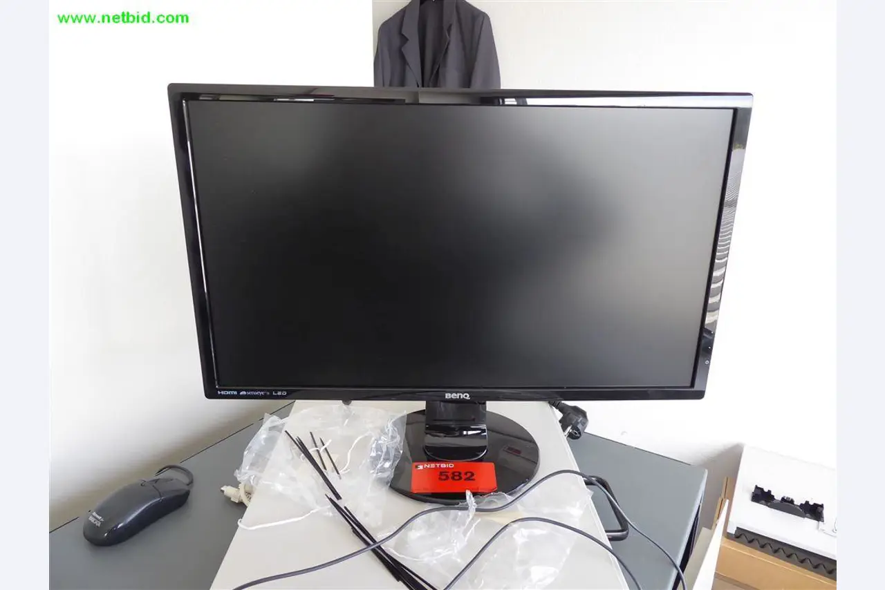 Machines et installations pour le travail des métaux et le traitement des surfaces<br>.-1