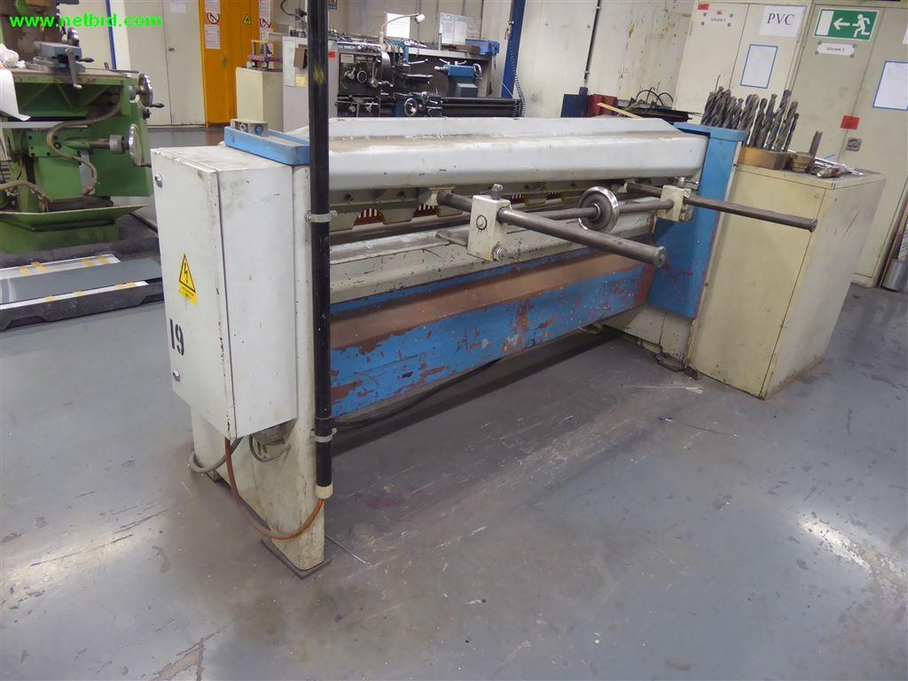 
Máquinas e sistemas para o trabalho de metais e tecnologia de superfícies<br>-2