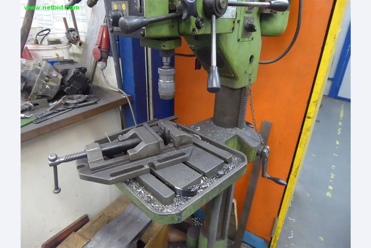 Máquinas e sistemas para o trabalho de metais e tecnologia de superfícies<br>-2