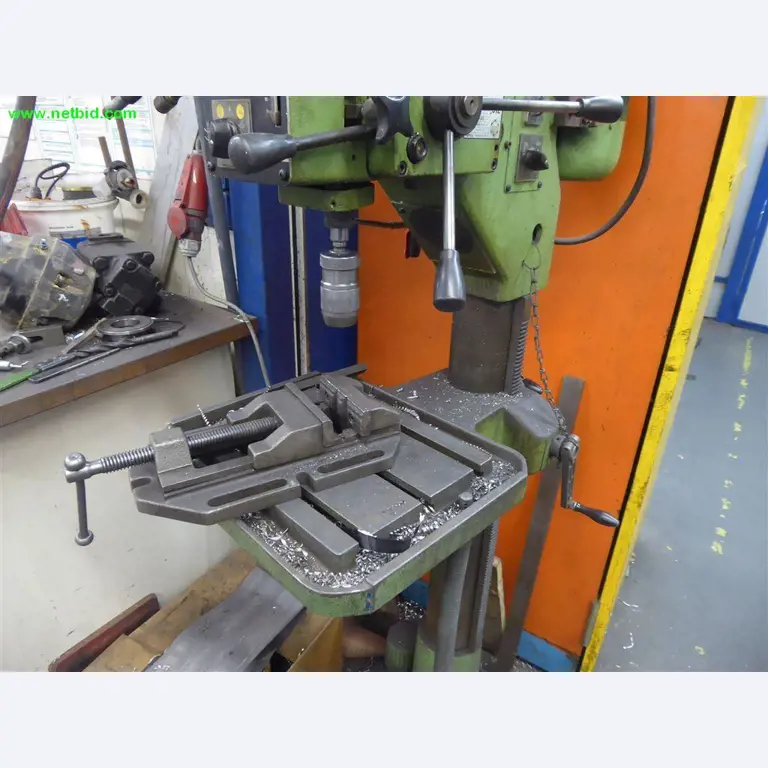 Máquinas e sistemas para o trabalho de metais e tecnologia de superfícies<br>-2