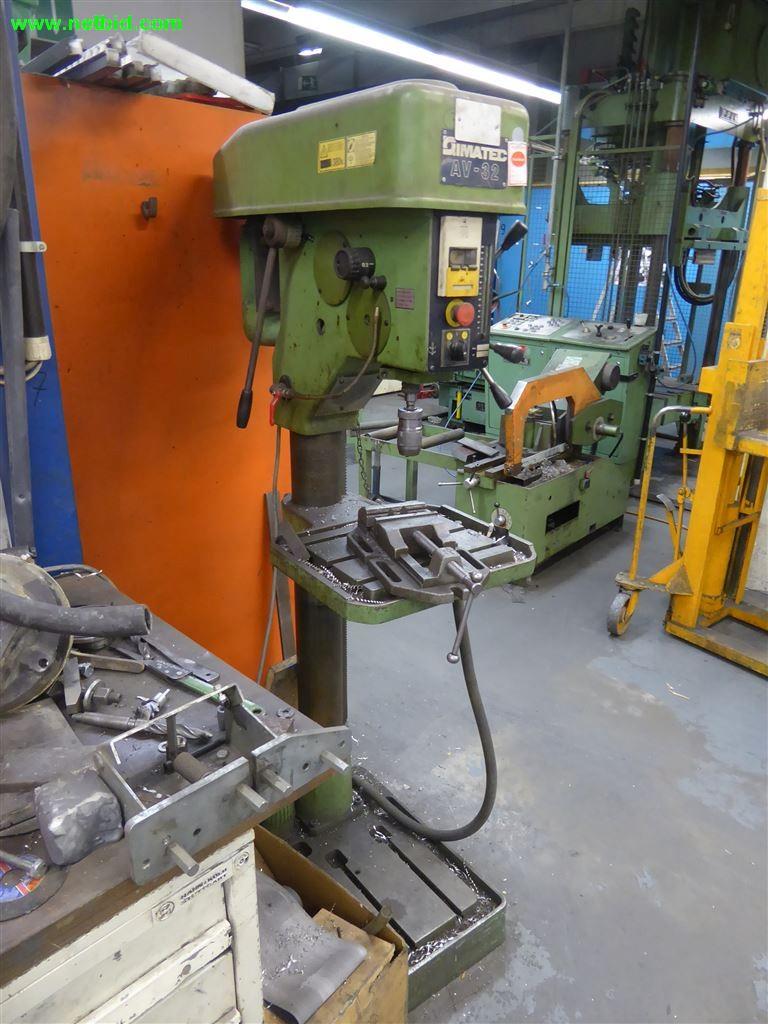 
Máquinas e sistemas para o trabalho de metais e tecnologia de superfícies<br>-3