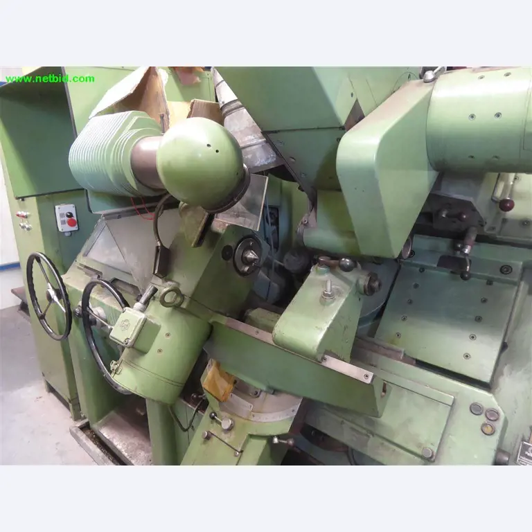 Máquinas e sistemas para o trabalho de metais e tecnologia de superfícies<br>-4