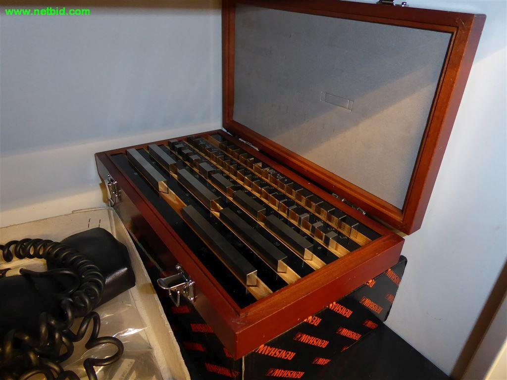 
Máquinas e sistemas para o trabalho de metais e tecnologia de superfícies<br>-17