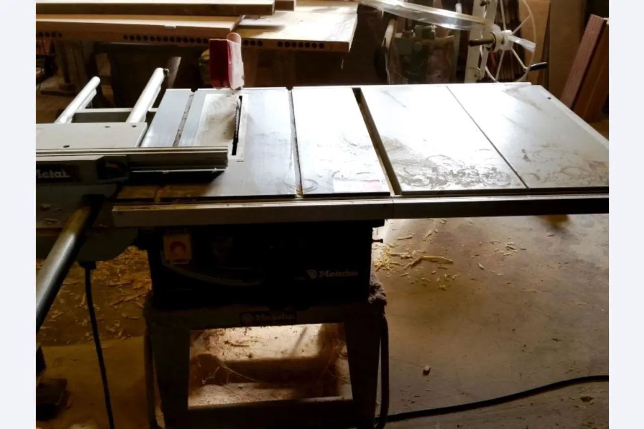 Betriebs- und Geschäftsausstattung eines Zimmereibetriebes-2