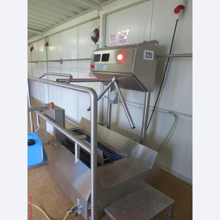 Máquinas de transformação de carnes e equipamento operacional e de escritório-1