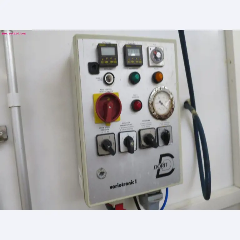 Máquinas de transformação de carnes e equipamento operacional e de escritório-3