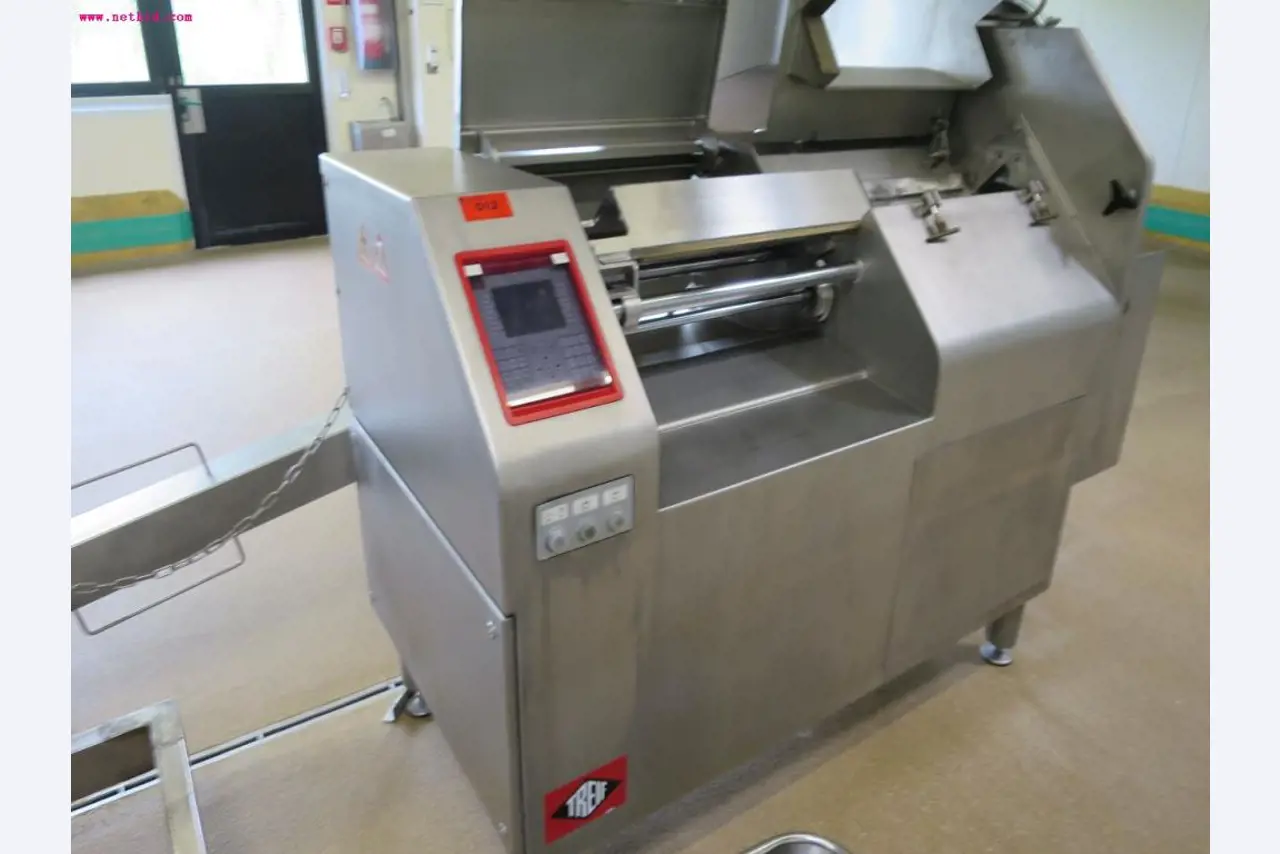 Máquinas de transformação de carnes e equipamento operacional e de escritório-1