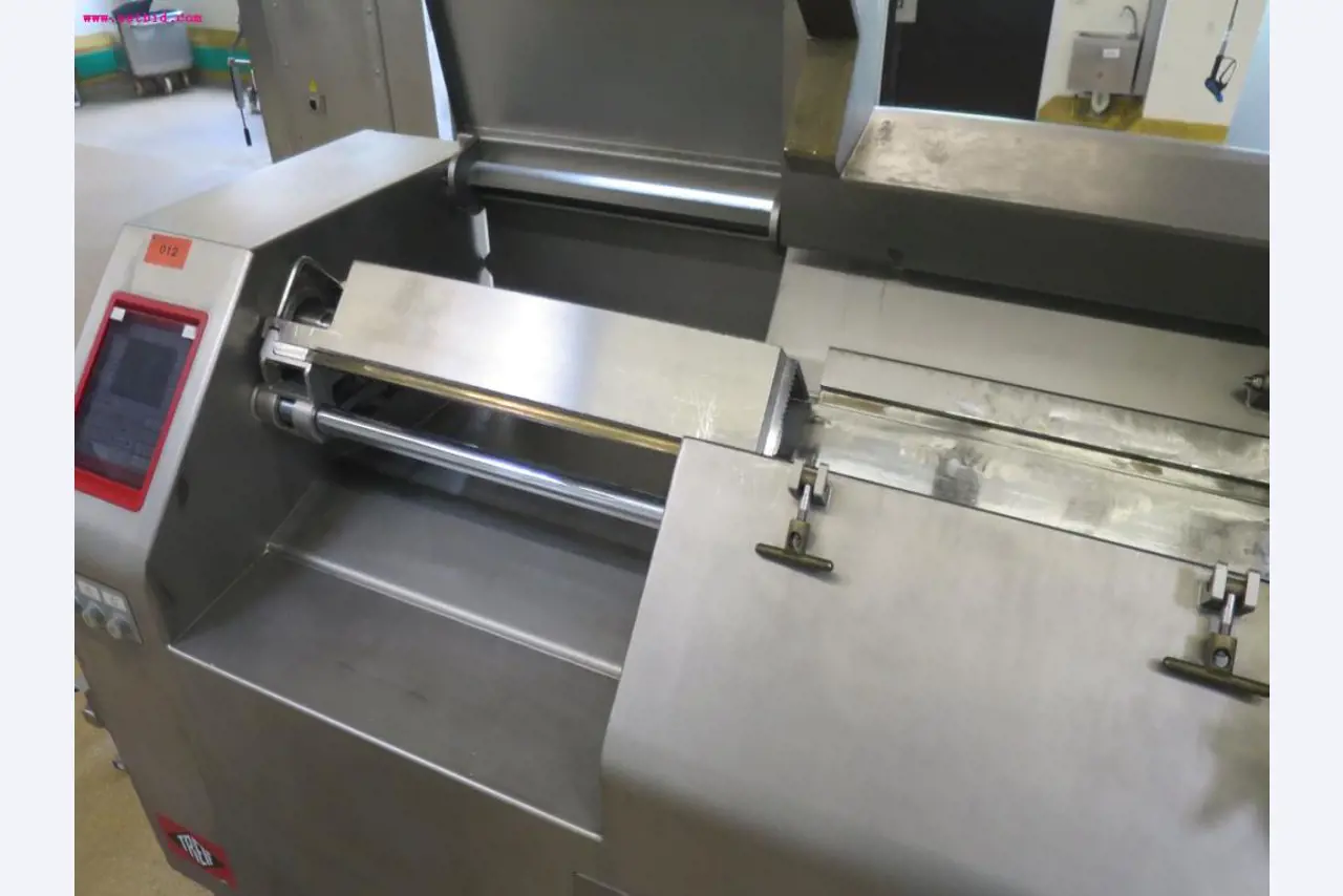 Máquinas de transformação de carnes e equipamento operacional e de escritório-6