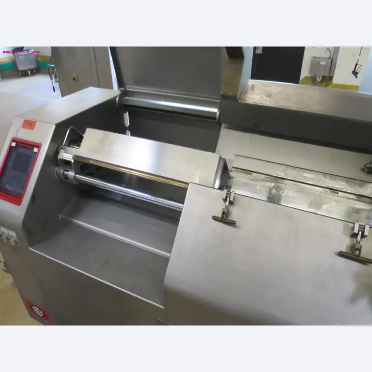 Máquinas de transformação de carnes e equipamento operacional e de escritório-6