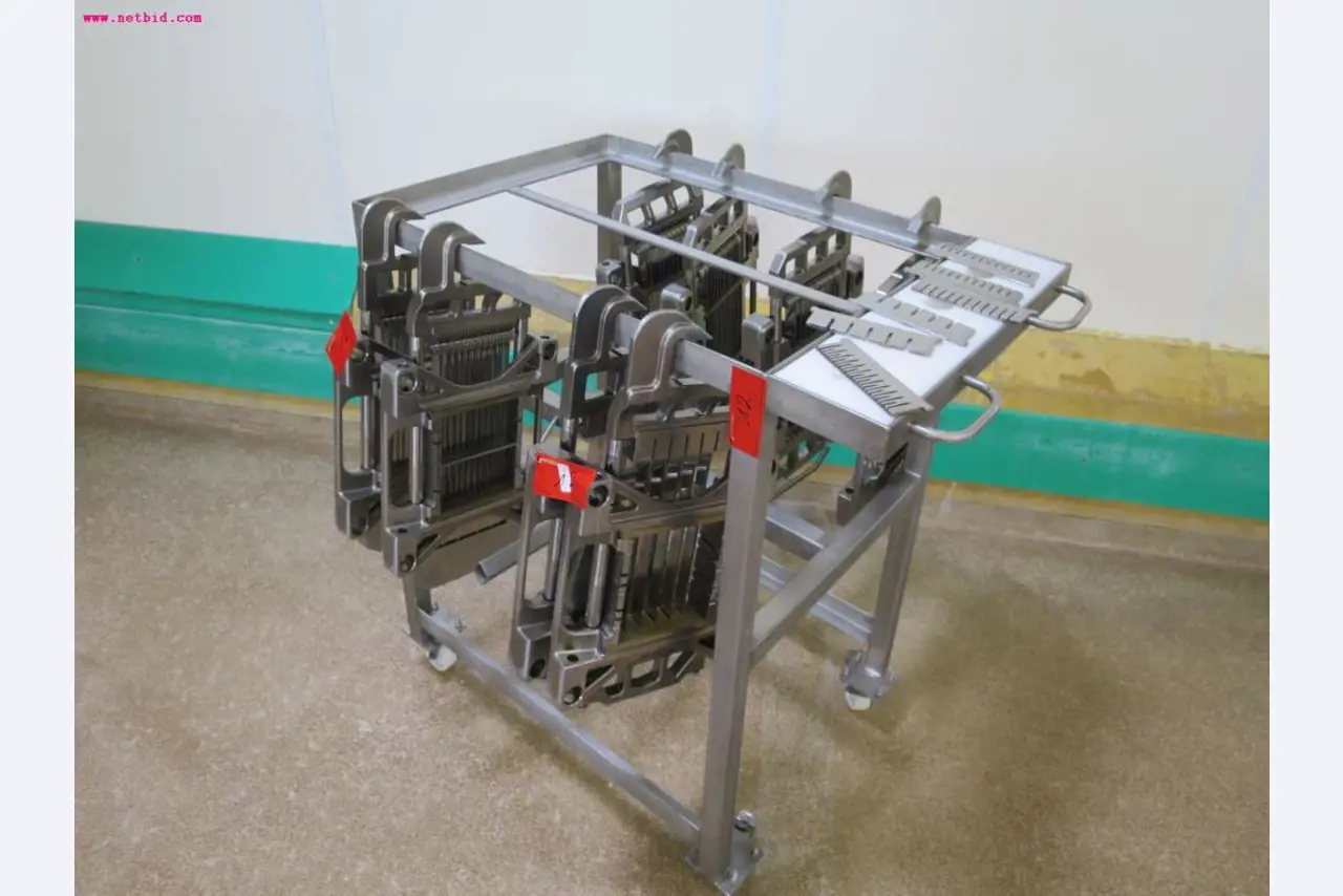 Máquinas de transformação de carnes e equipamento operacional e de escritório-7