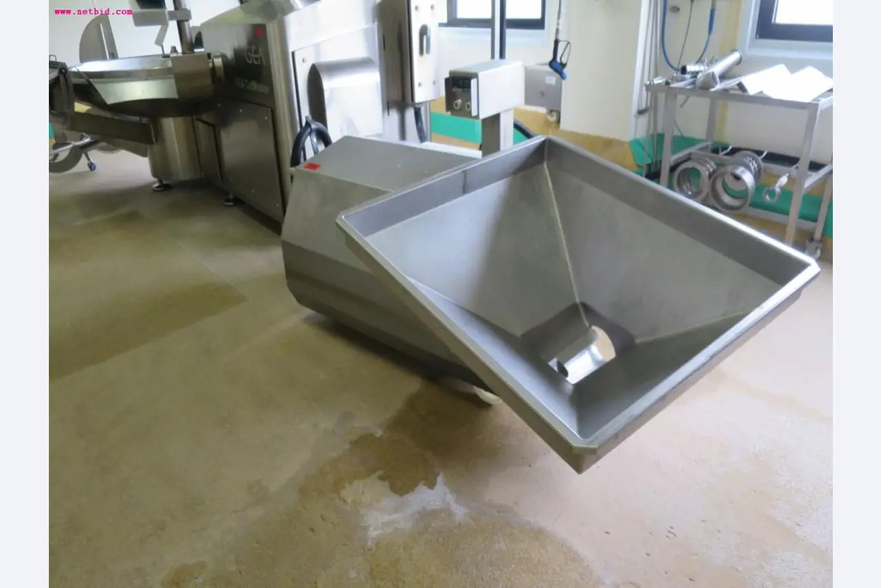 Máquinas de transformação de carnes e equipamento operacional e de escritório-1