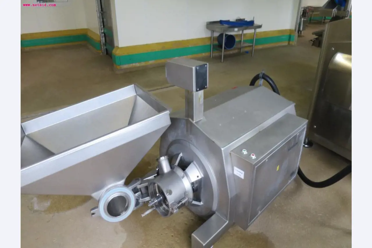 Máquinas de transformação de carnes e equipamento operacional e de escritório-4