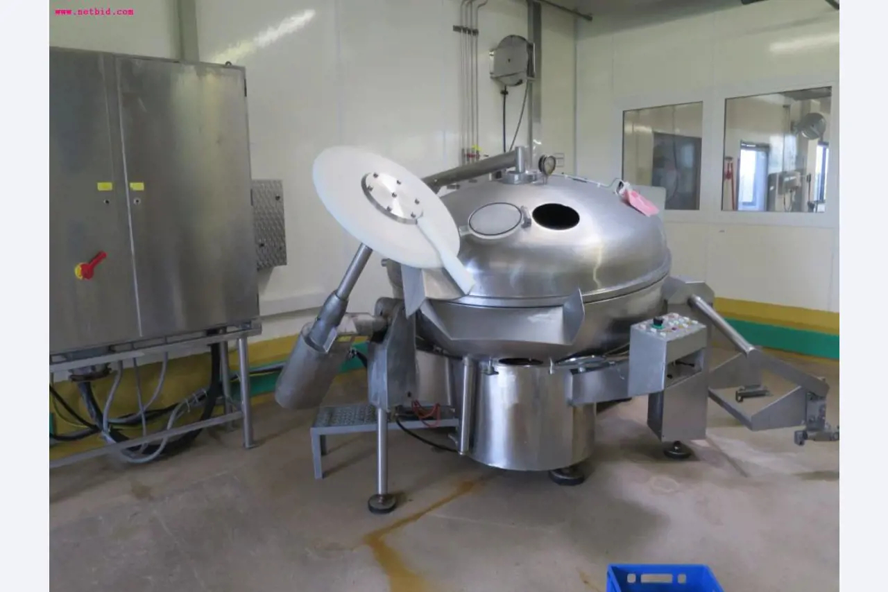 Máquinas de transformação de carnes e equipamento operacional e de escritório-1