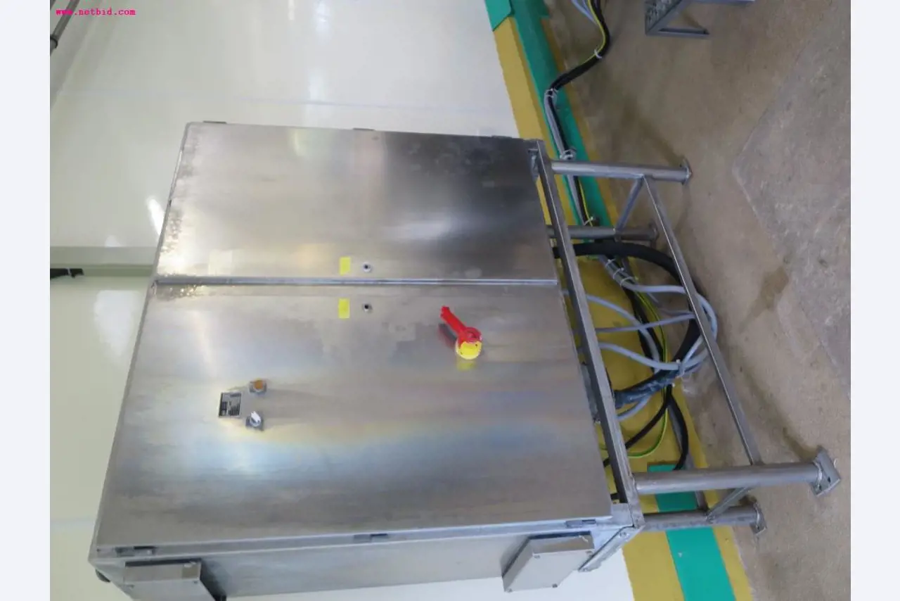 Máquinas de transformação de carnes e equipamento operacional e de escritório-5