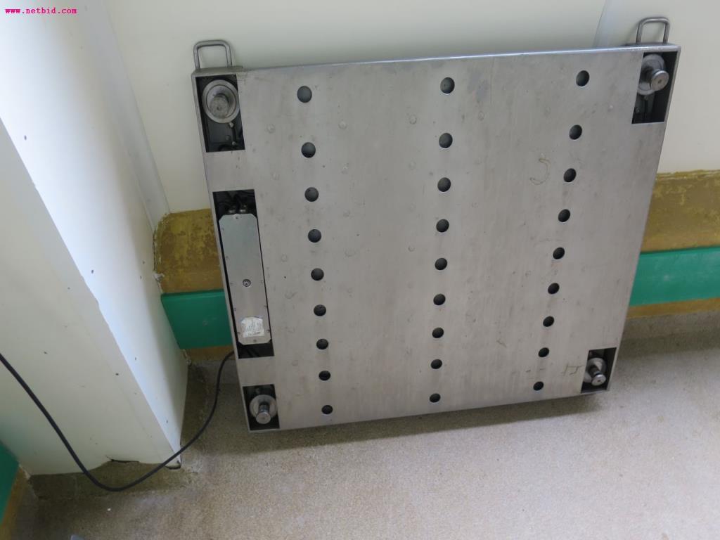 Máquinas de transformação de carnes e equipamento operacional e de escritório-2