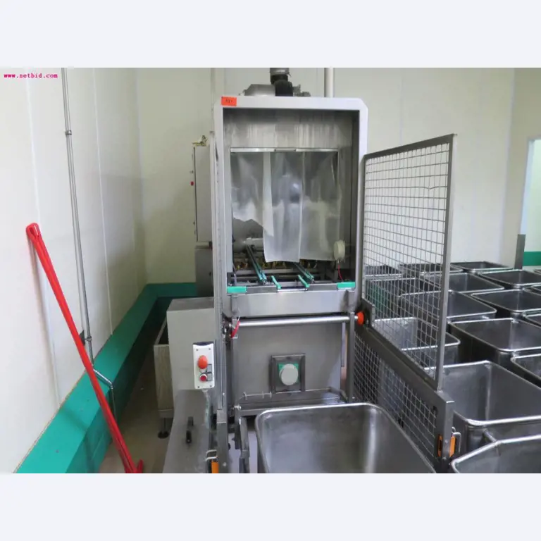 Máquinas de transformação de carnes e equipamento operacional e de escritório-1