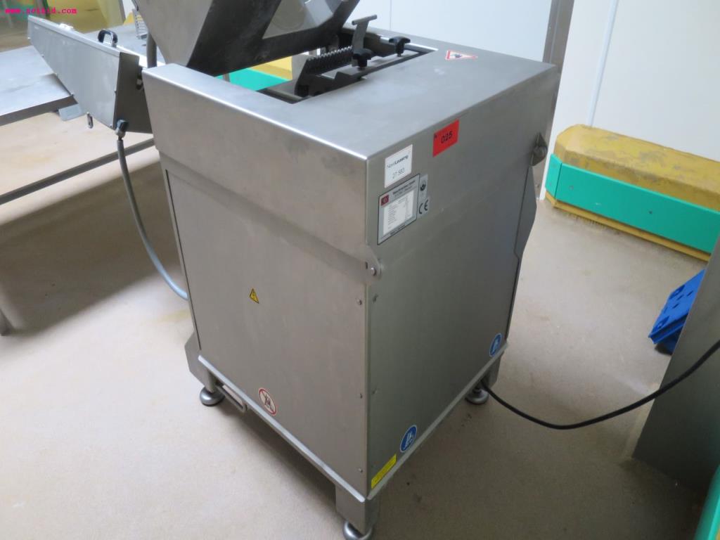 Máquinas de transformação de carnes e equipamento operacional e de escritório-2