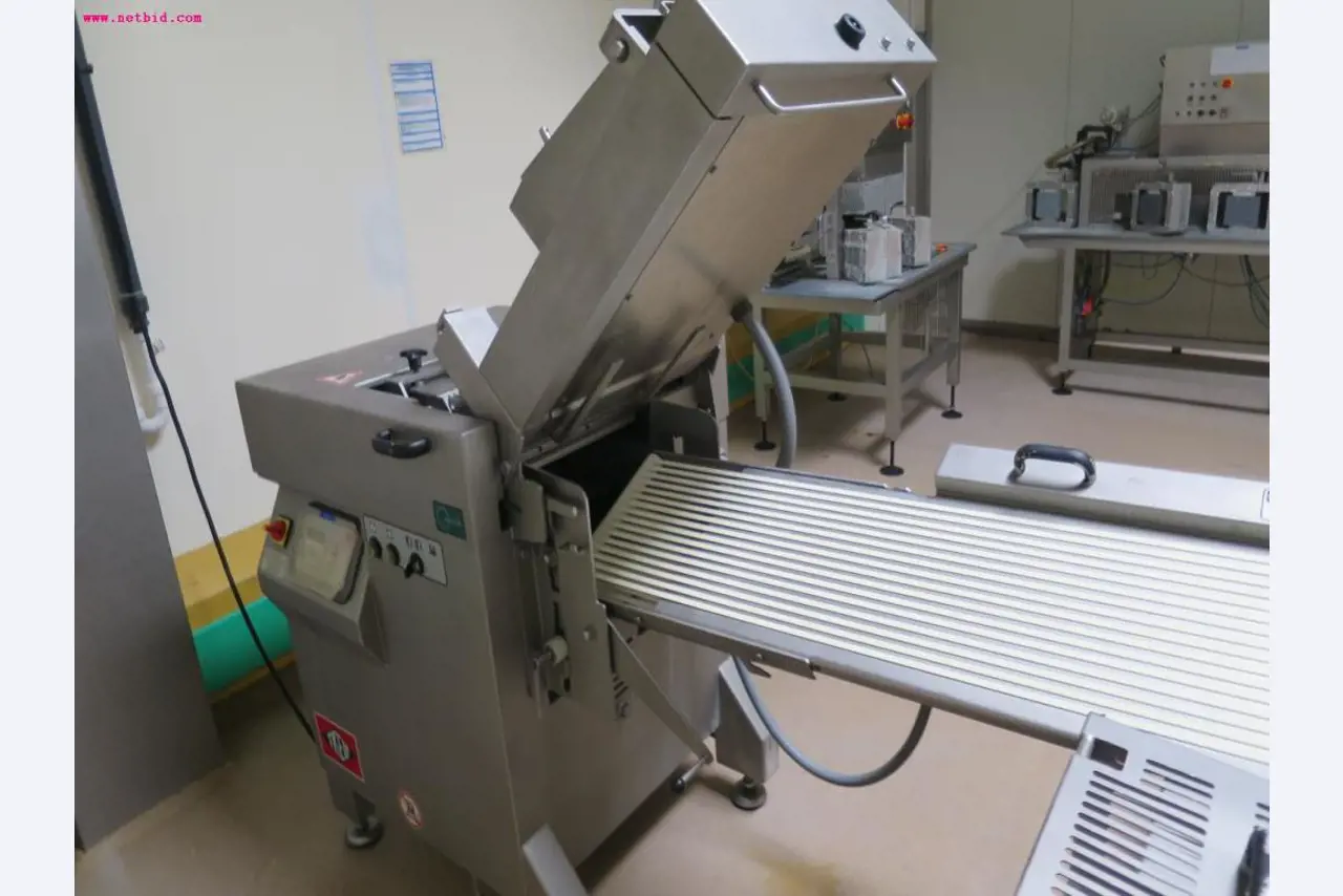 Máquinas de transformação de carnes e equipamento operacional e de escritório-4