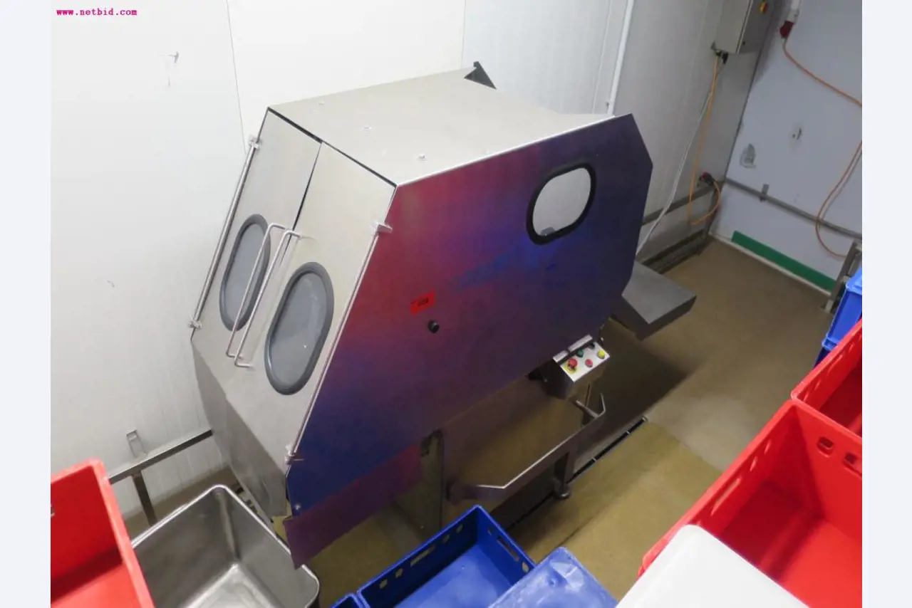 Máquinas de transformação de carnes e equipamento operacional e de escritório-1