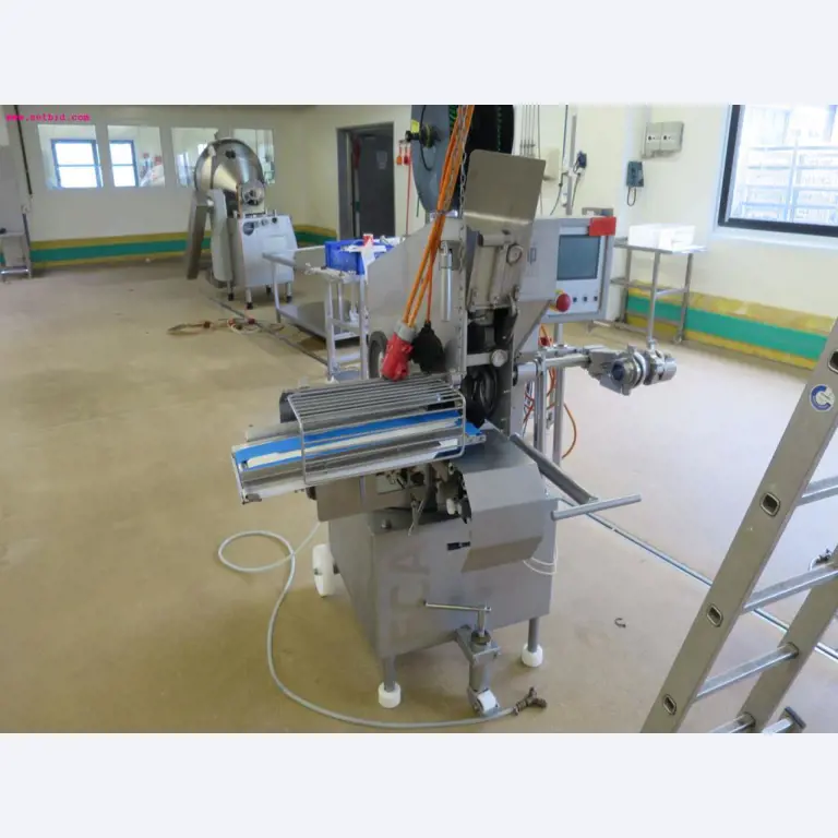 Máquinas de transformação de carnes e equipamento operacional e de escritório-4