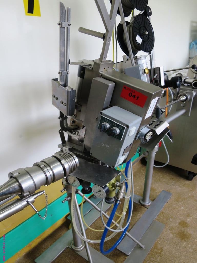 Máquinas de transformação de carnes e equipamento operacional e de escritório-1