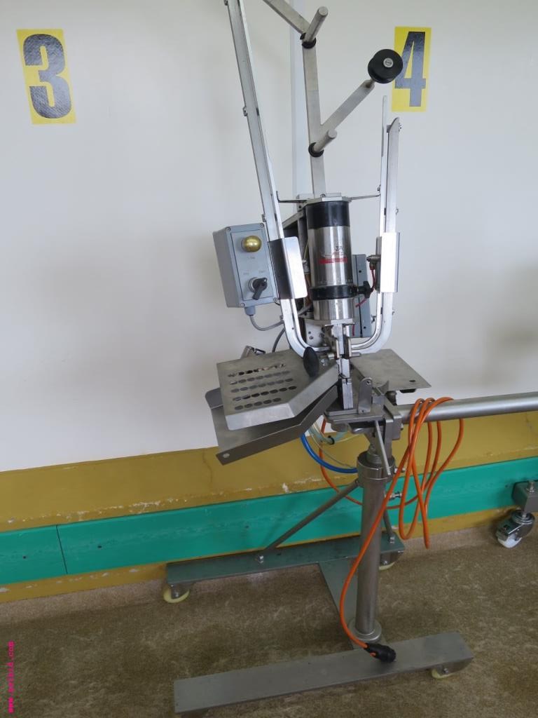 Máquinas de transformação de carnes e equipamento operacional e de escritório-2