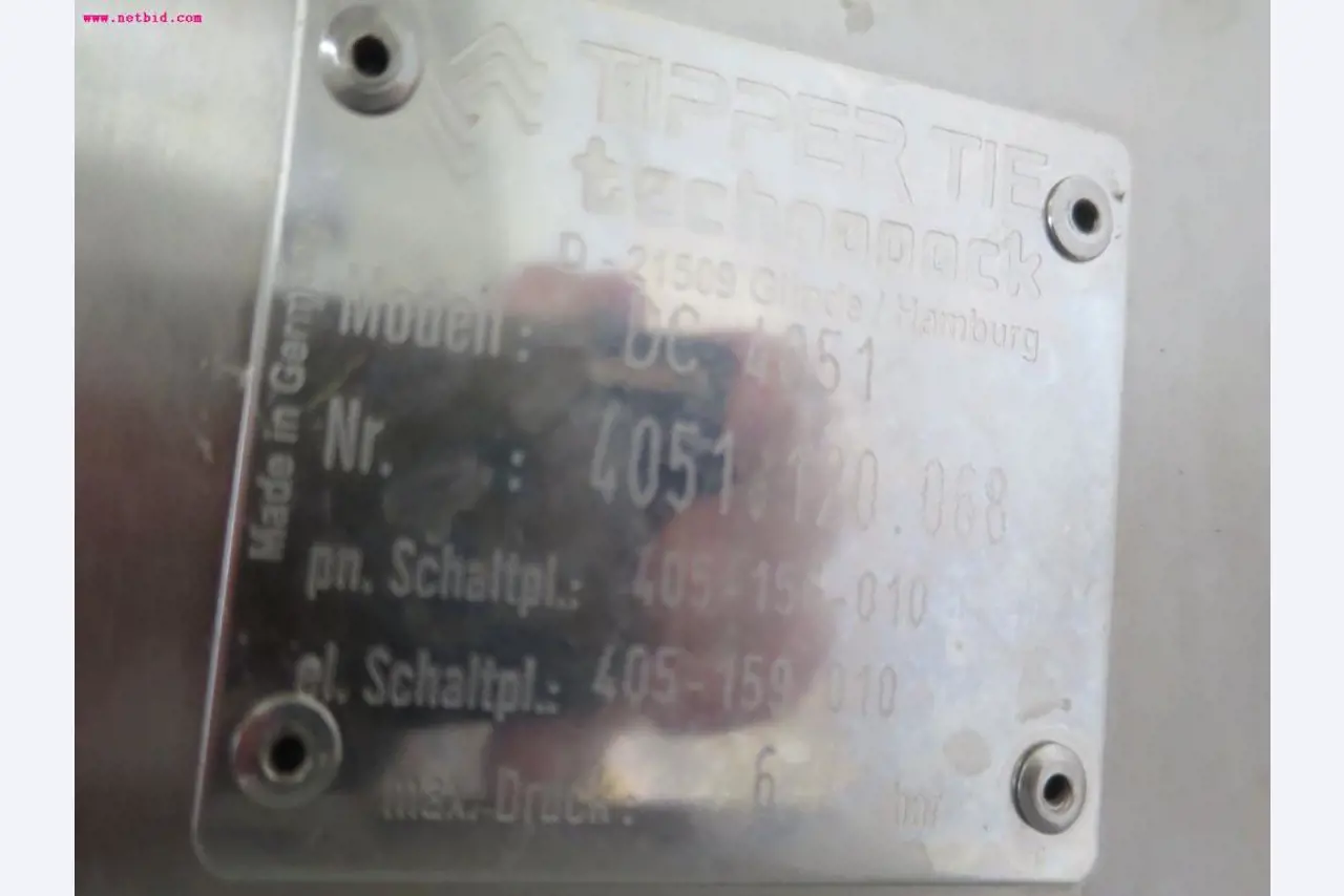 Máquinas de transformação de carnes e equipamento operacional e de escritório-3