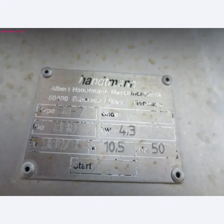 Máquinas de transformação de carnes e equipamento operacional e de escritório-2