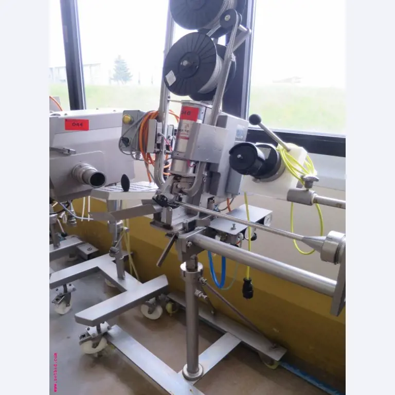 Máquinas de transformação de carnes e equipamento operacional e de escritório-3