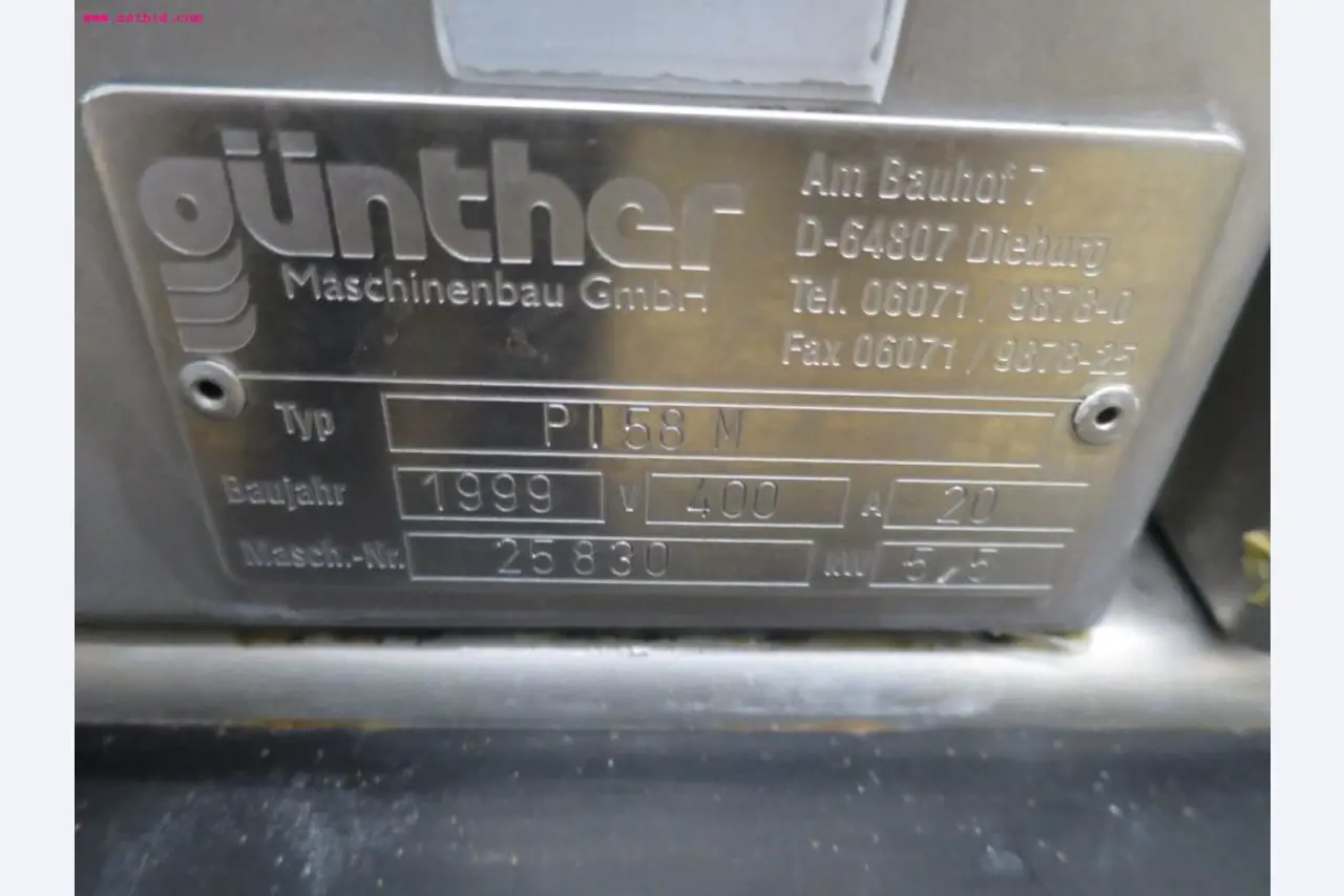 Máquinas de transformação de carnes e equipamento operacional e de escritório-4