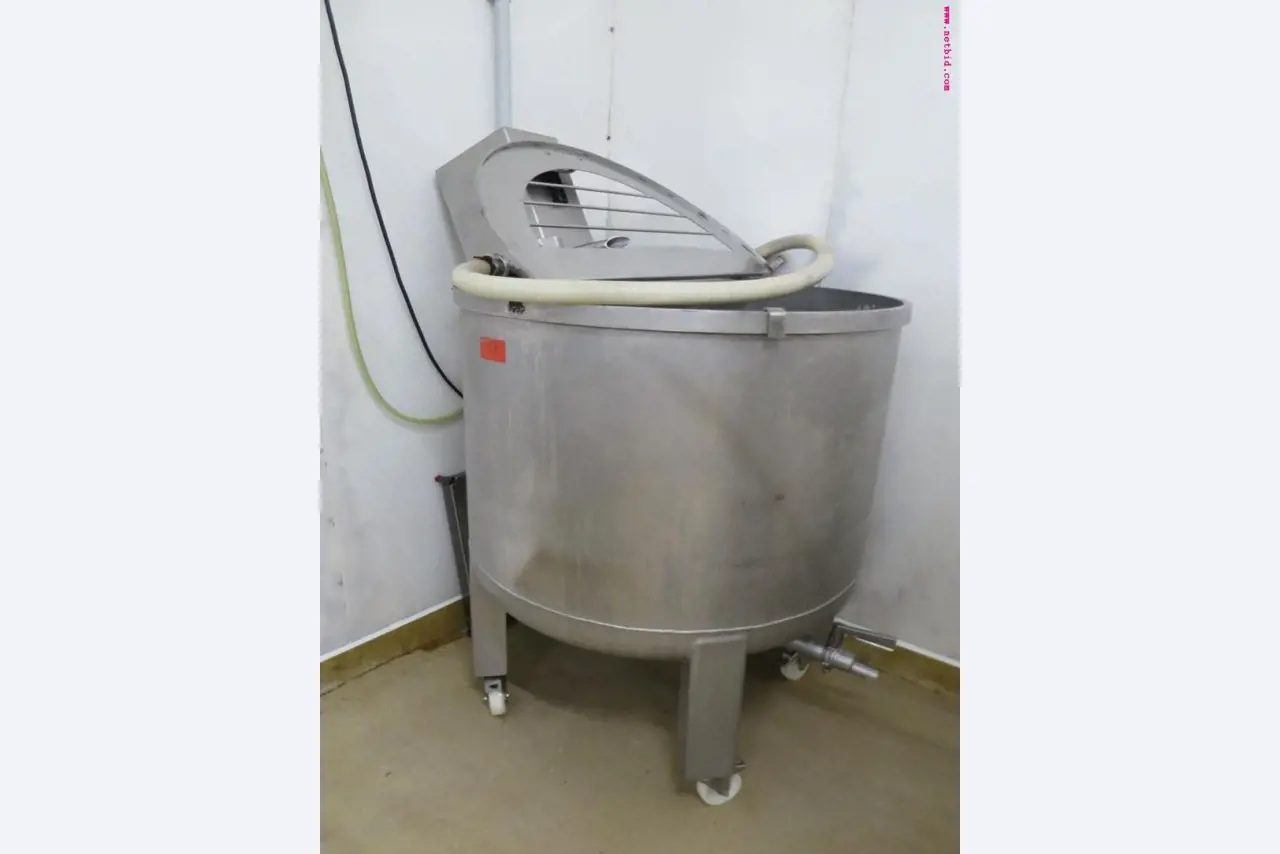 Máquinas de transformação de carnes e equipamento operacional e de escritório-5