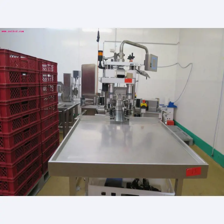 Máquinas de transformação de carnes e equipamento operacional e de escritório-4