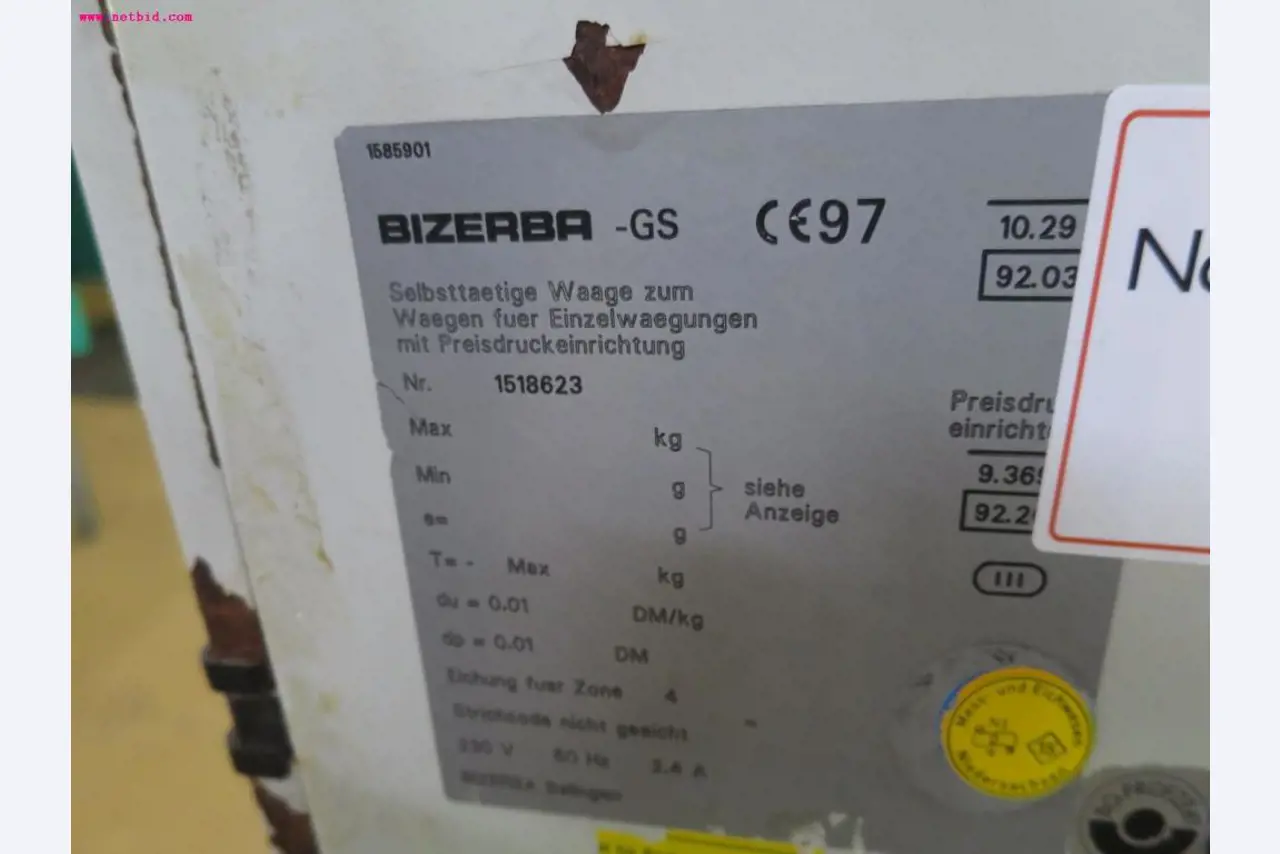 Máquinas de transformação de carnes e equipamento operacional e de escritório-2