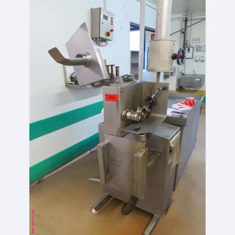 Máquinas de transformação de carnes e equipamento operacional e de escritório-3