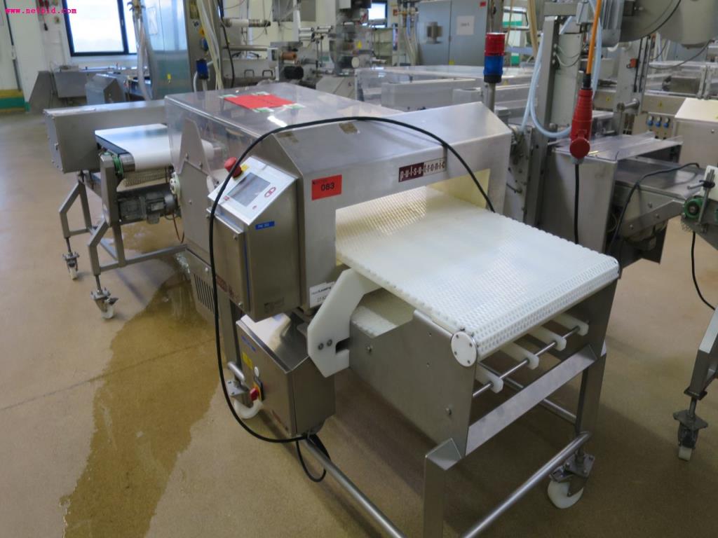 Máquinas de transformação de carnes e equipamento operacional e de escritório-1