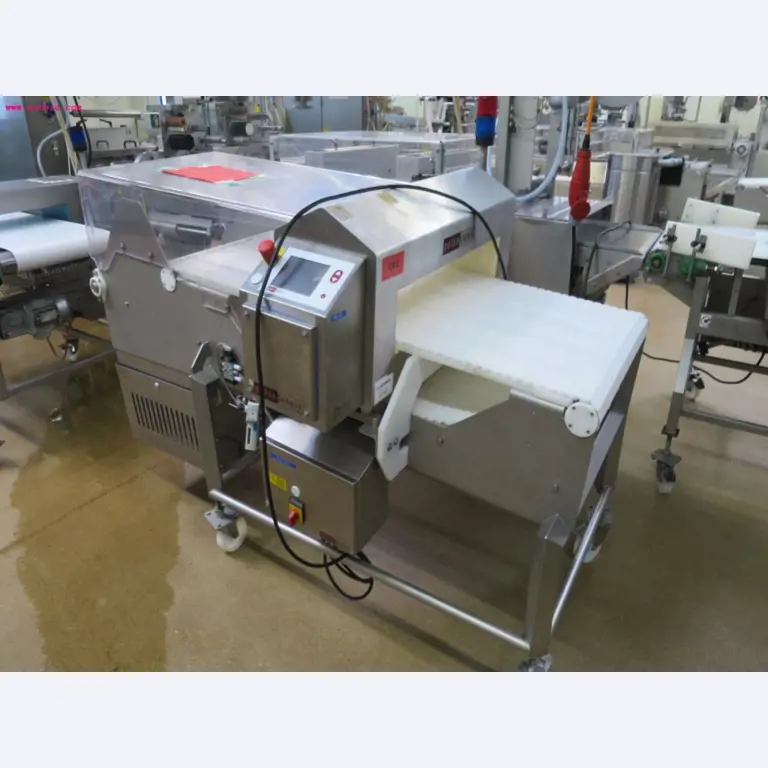 Máquinas de transformação de carnes e equipamento operacional e de escritório-2