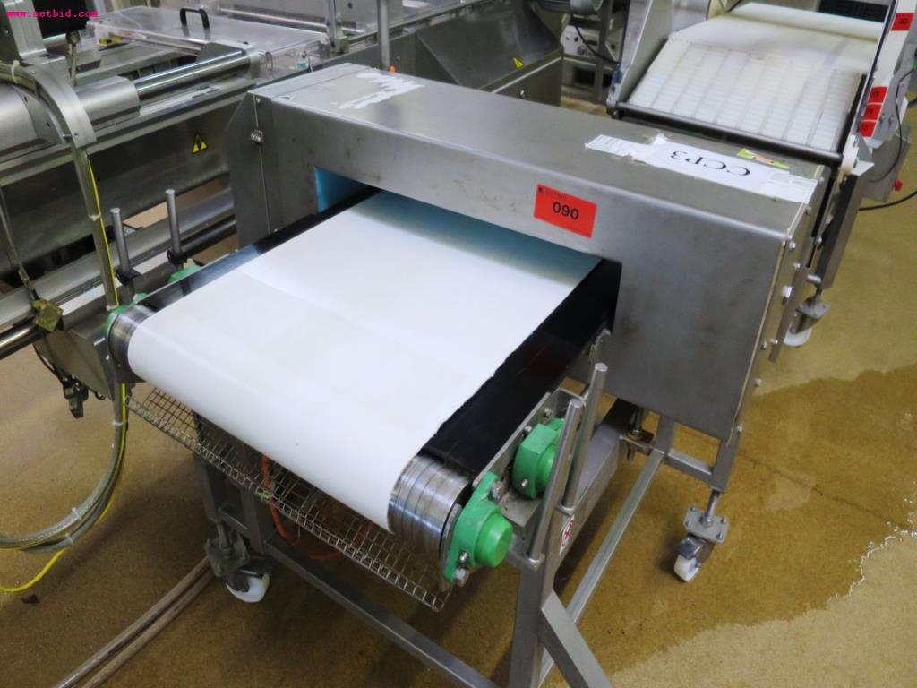 Máquinas de transformação de carnes e equipamento operacional e de escritório-1