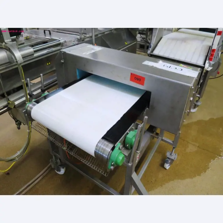 Máquinas de transformação de carnes e equipamento operacional e de escritório-1