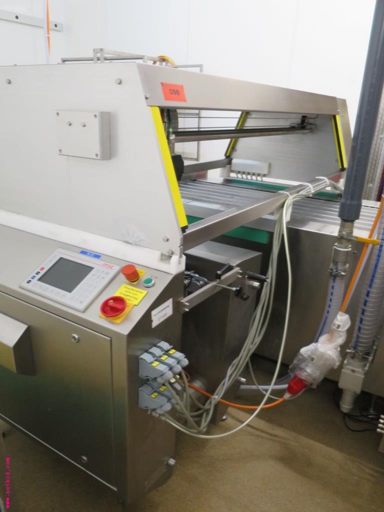 Máquinas de transformação de carnes e equipamento operacional e de escritório-1