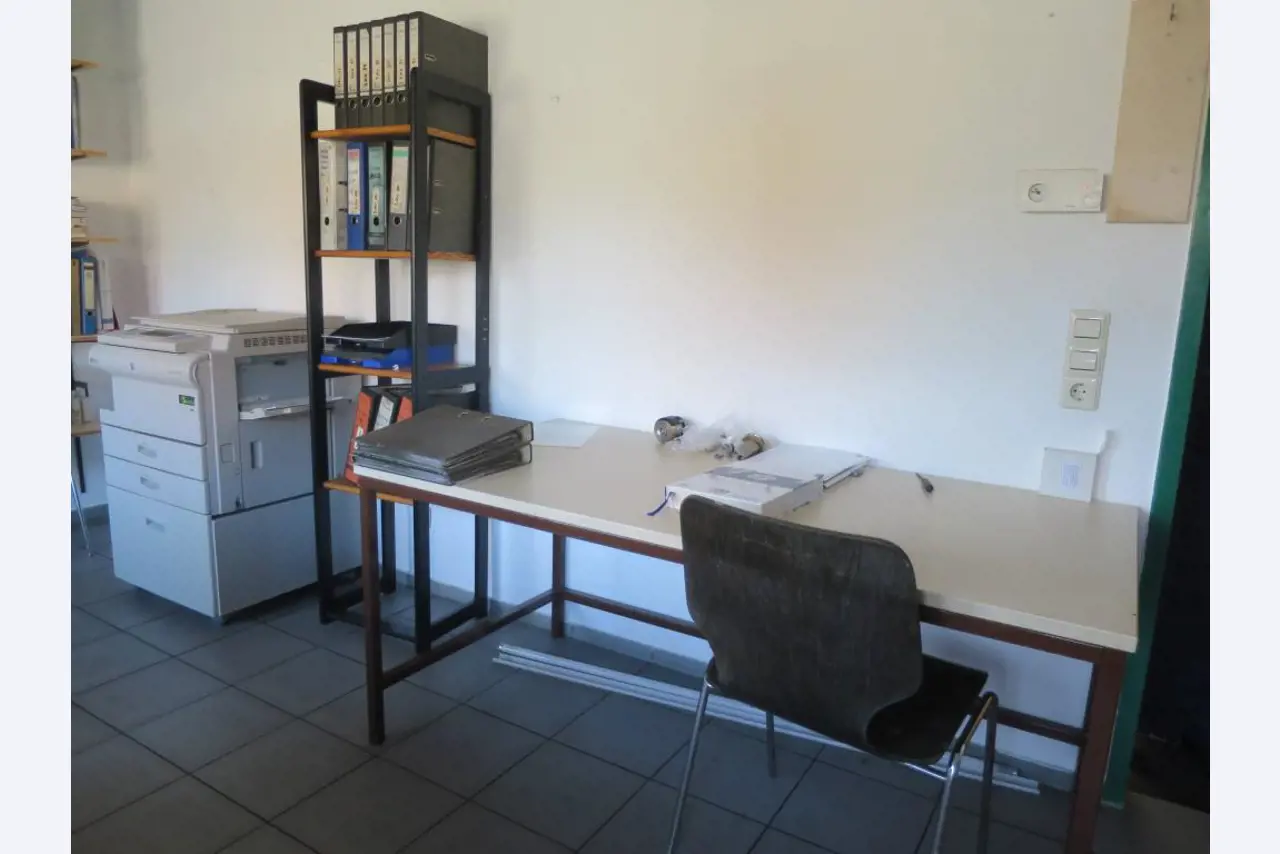 máquinas metalúrgicas em bom estado de conservação-3