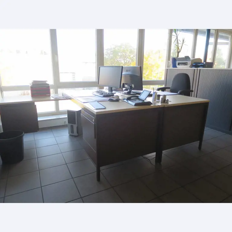 des machines à travailler le métal bien entretenues-3