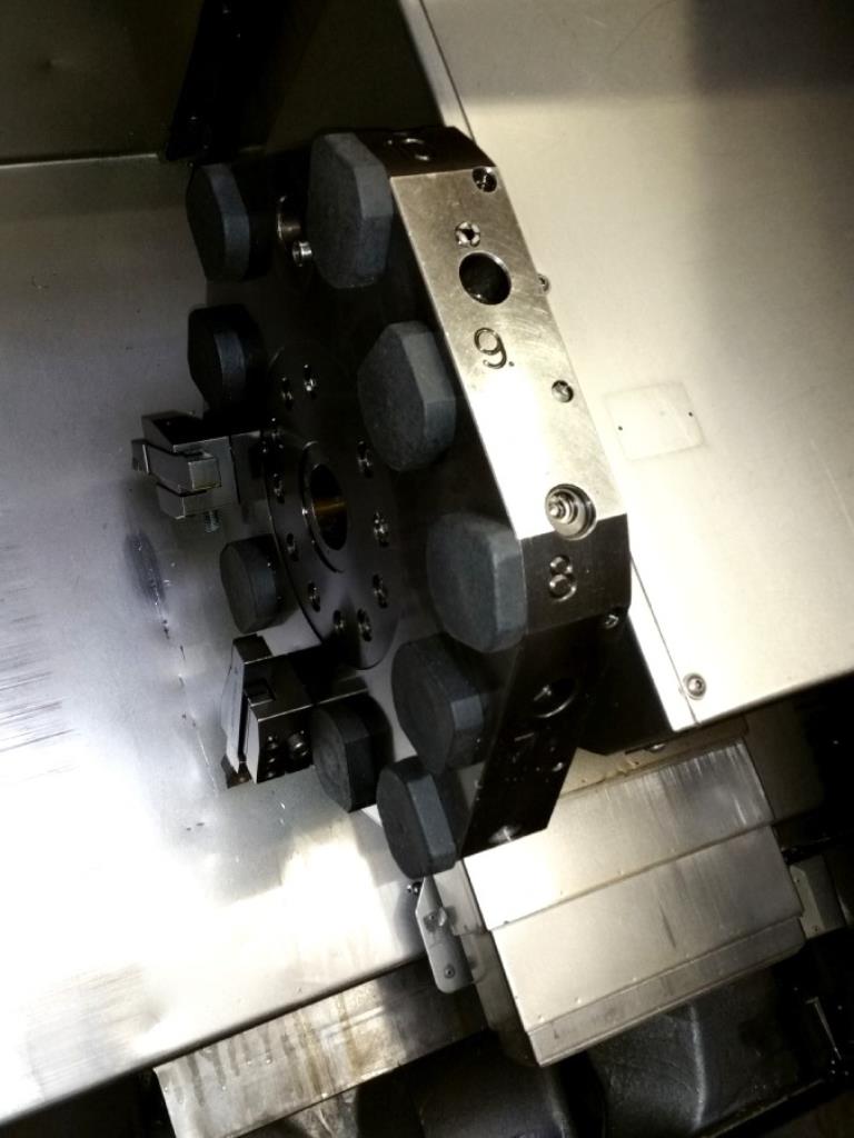 dobro vzdrževani stroji za obdelavo kovin.-4