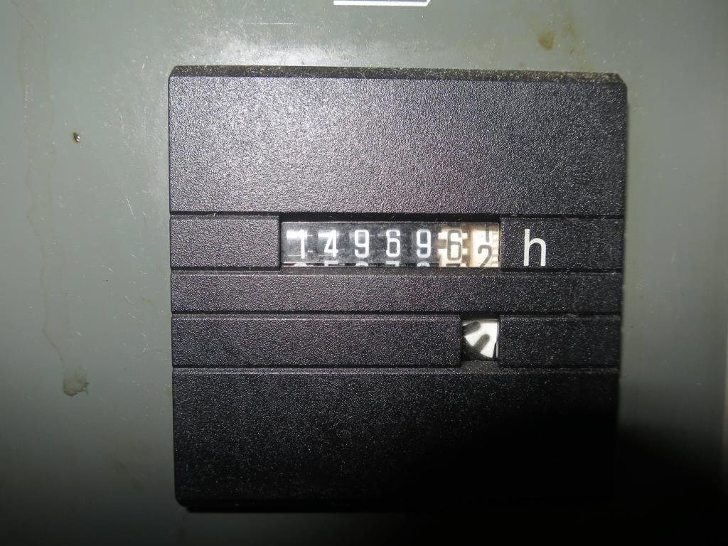 des machines à travailler le métal bien entretenues-11