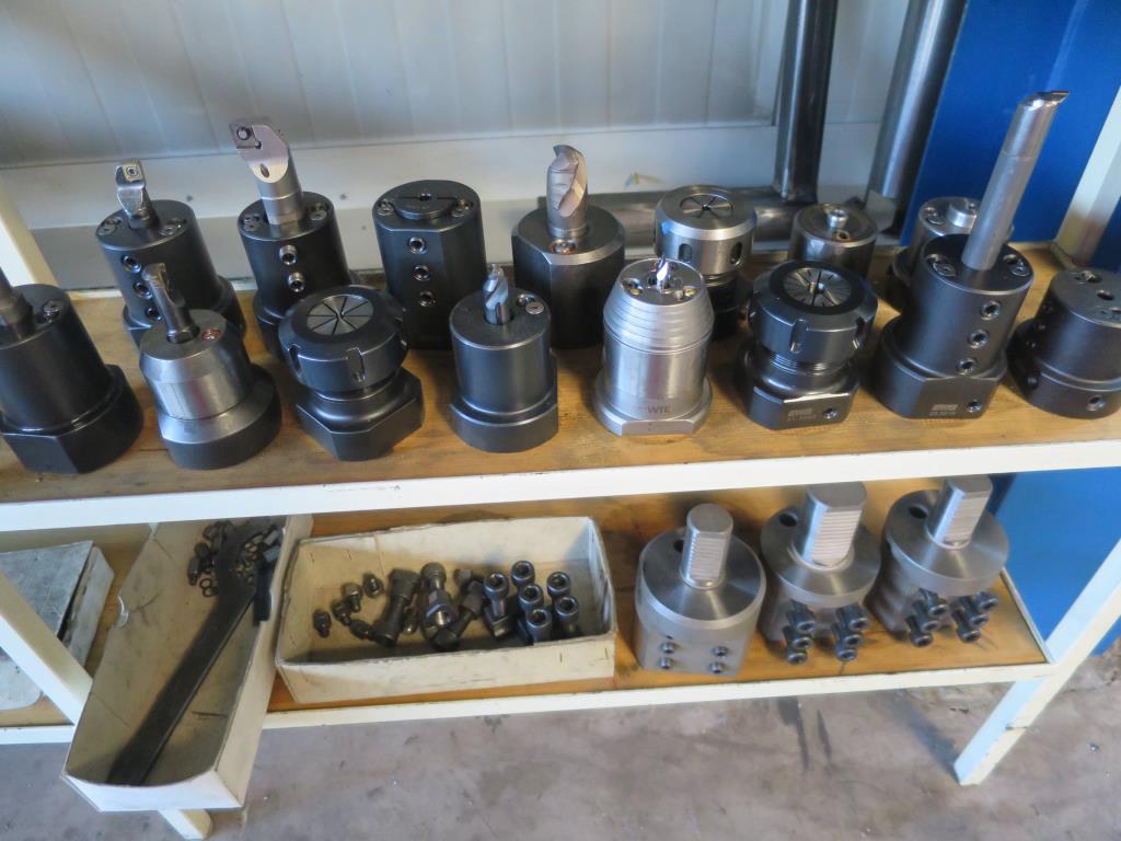 des machines à travailler le métal bien entretenues-2