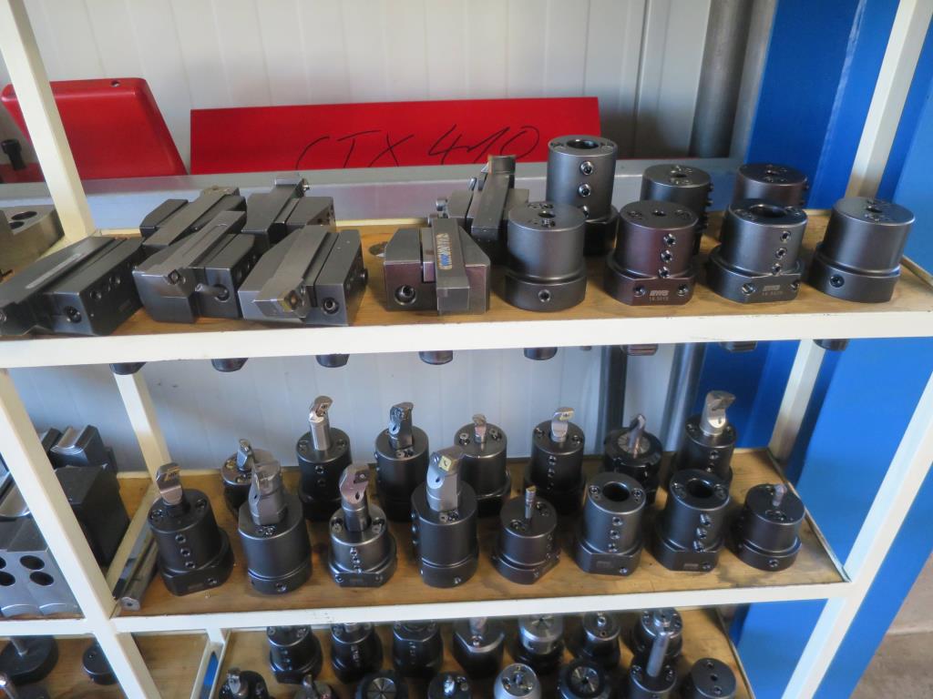 des machines à travailler le métal bien entretenues-3