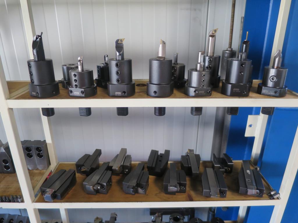 des machines à travailler le métal bien entretenues-4