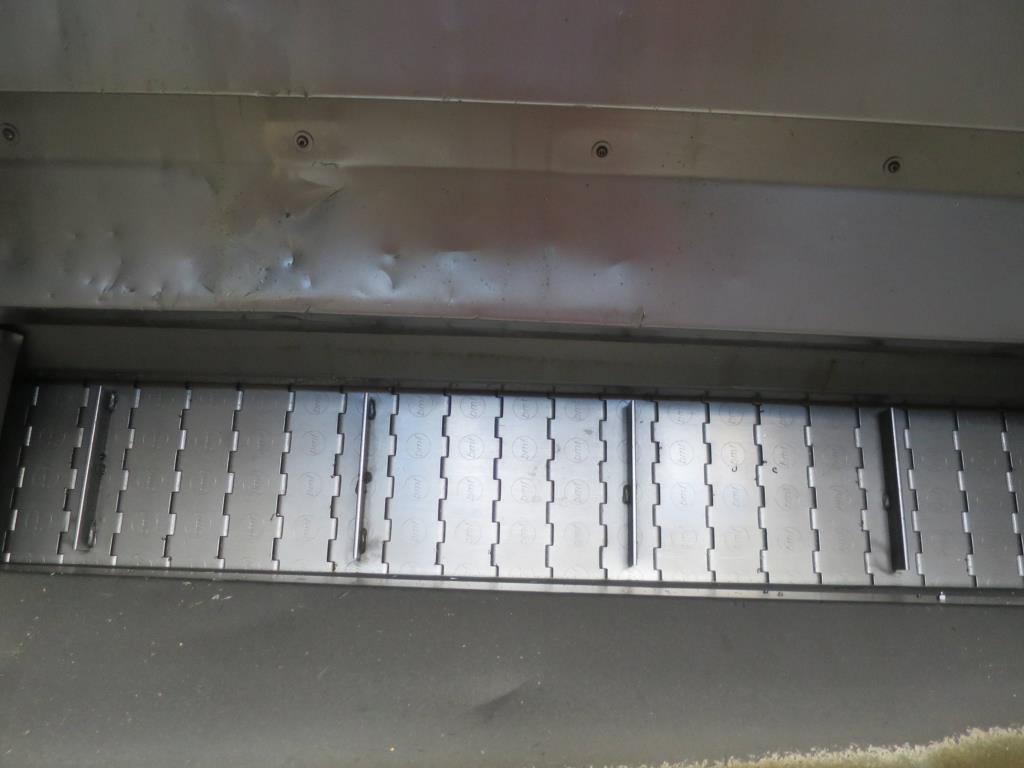 des machines à travailler le métal bien entretenues-13